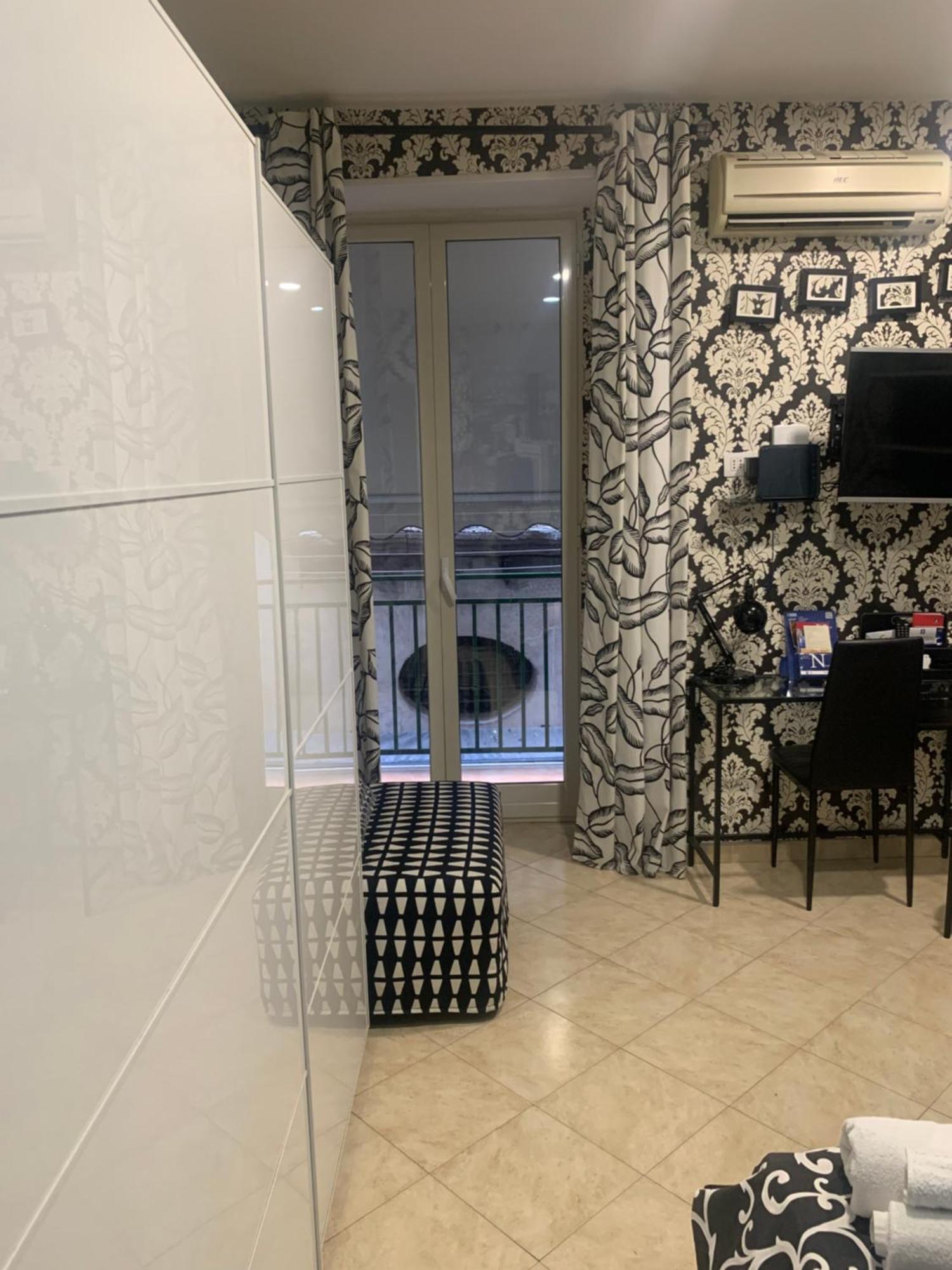 Appartement Casa Dalia à Naples Extérieur photo